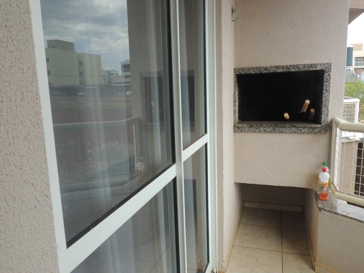 Apartamento Mobiliado Com Garagem Apartment Chapeco Ngoại thất bức ảnh