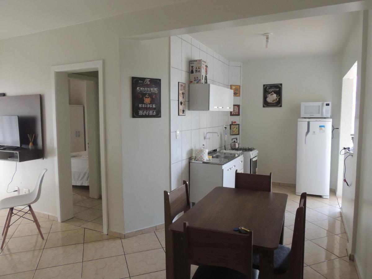 Apartamento Mobiliado Com Garagem Apartment Chapeco Ngoại thất bức ảnh